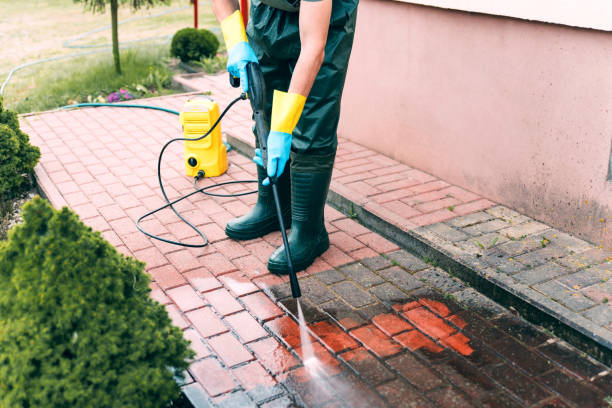 Why Choose Our Certified Pressure Washing Experts for Your Project Needs in Pahokee, FL?